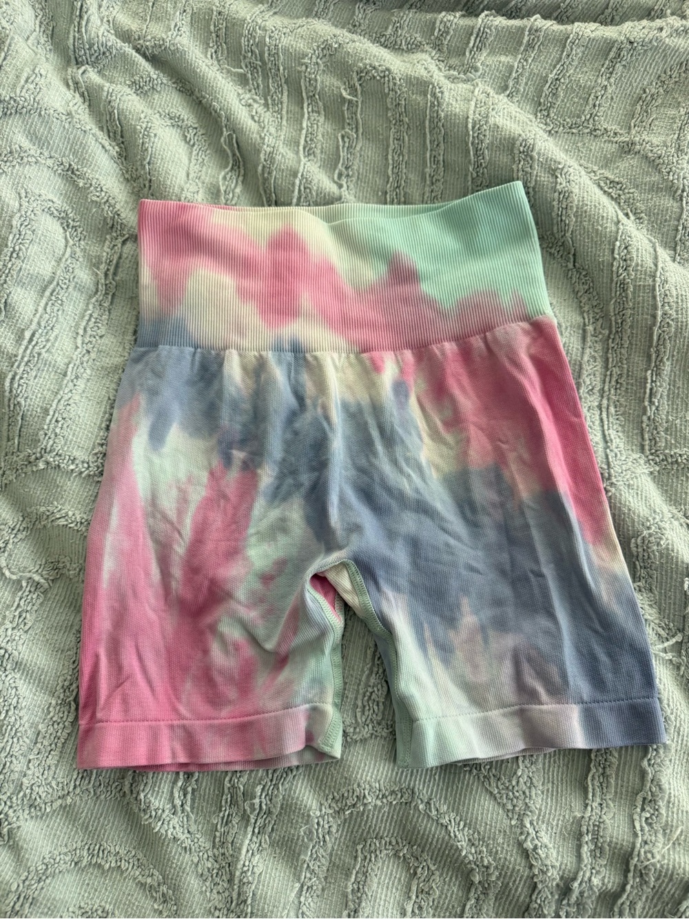 Athletic shorts